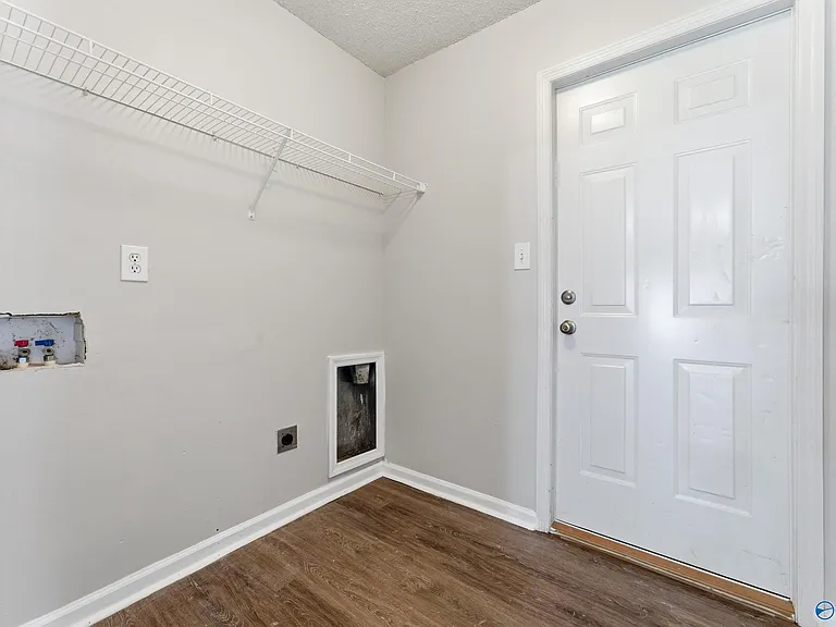 226 Shadow Ct SW — Photo 7