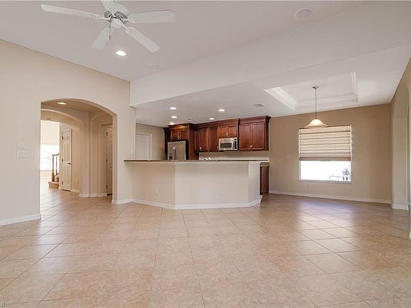 4th image of 9314 La Bianco St