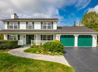 35 Sapphire Ave, Christiansburg, VA 24073