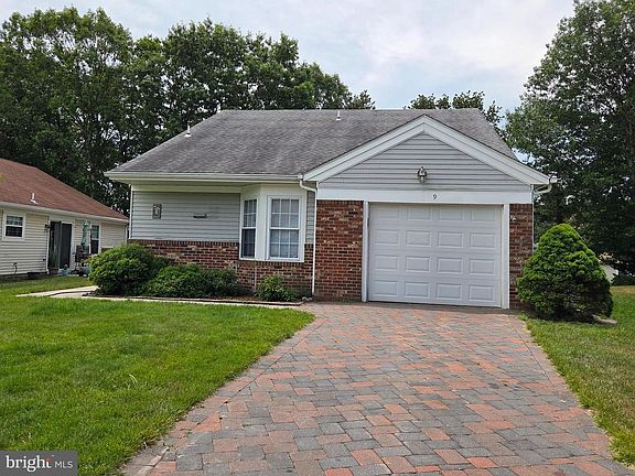 2nd image of 9 Dove Tree Ct