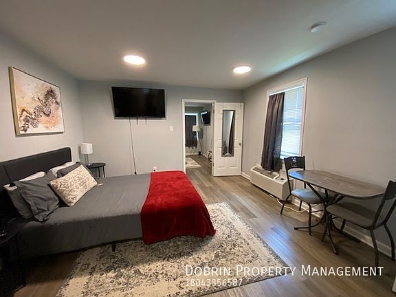 5th image of 1719 Blair St APT 4