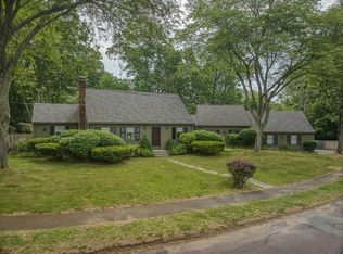 11 Avalon Rd, Reading, MA 01867