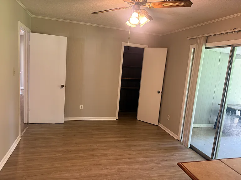 1013 Terry Rd — Photo 5