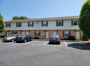 123 Heritage Rd APT 6, Ephrata, PA 17522