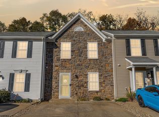 111 Park Place Dr, Morgantown, WV 26508