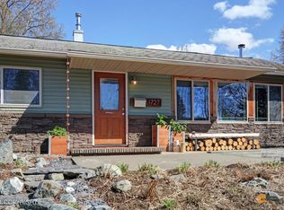 1727 Logan St, Anchorage, AK 99508