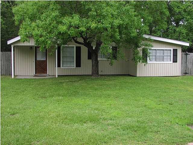 1st image of 3016 Louise Dr N