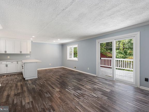 4th image of 1107 Colony Ridge Rd