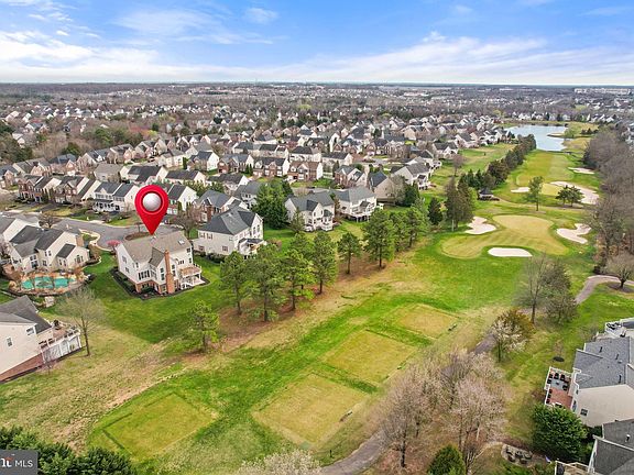 3rd image of 5786 Coachview Ct