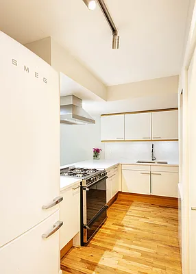 Sold by Compass | media 14