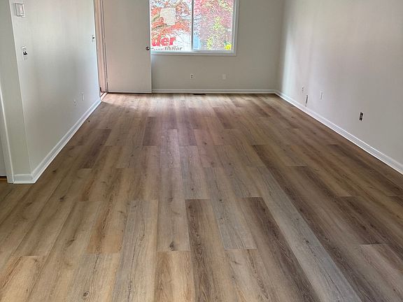 3rd image of 22 Mills St #1