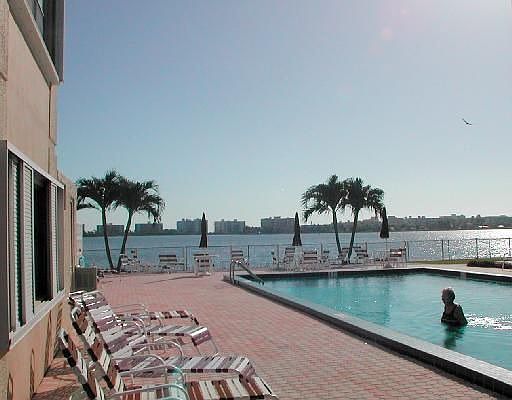 2nd image of 1502 S Lakeside Dr APT 111