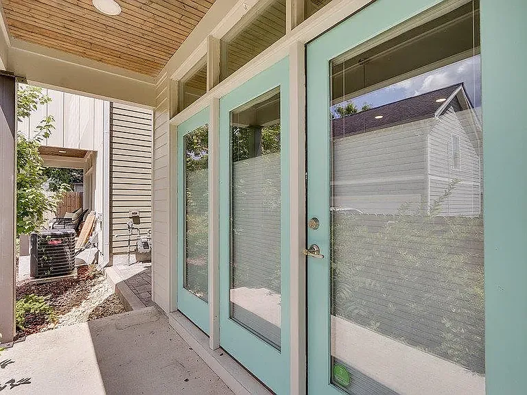 217 Gentry Ave — Photo 15