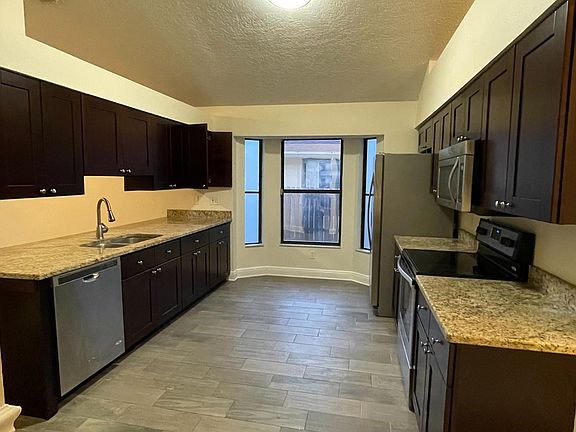 3rd image of 8750 Exposition Dr