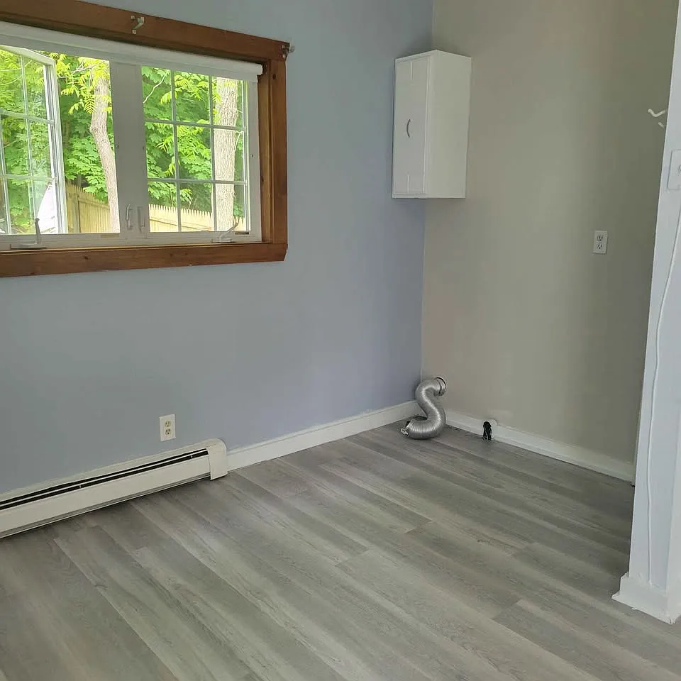 2 bed, 1000 sqft, $1,600 — Photo 3
