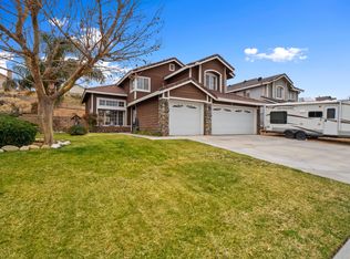 3102 Quarry Rd, Palmdale, CA 93550