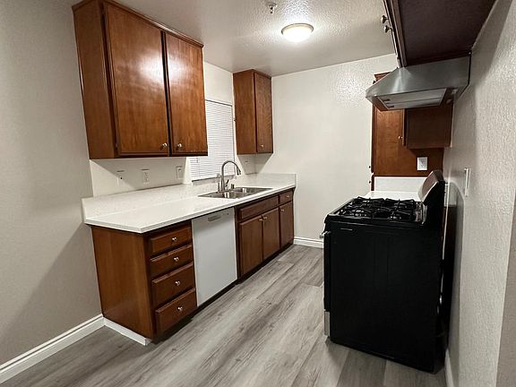 4th image of 16645 Valencia Ave APT 2C