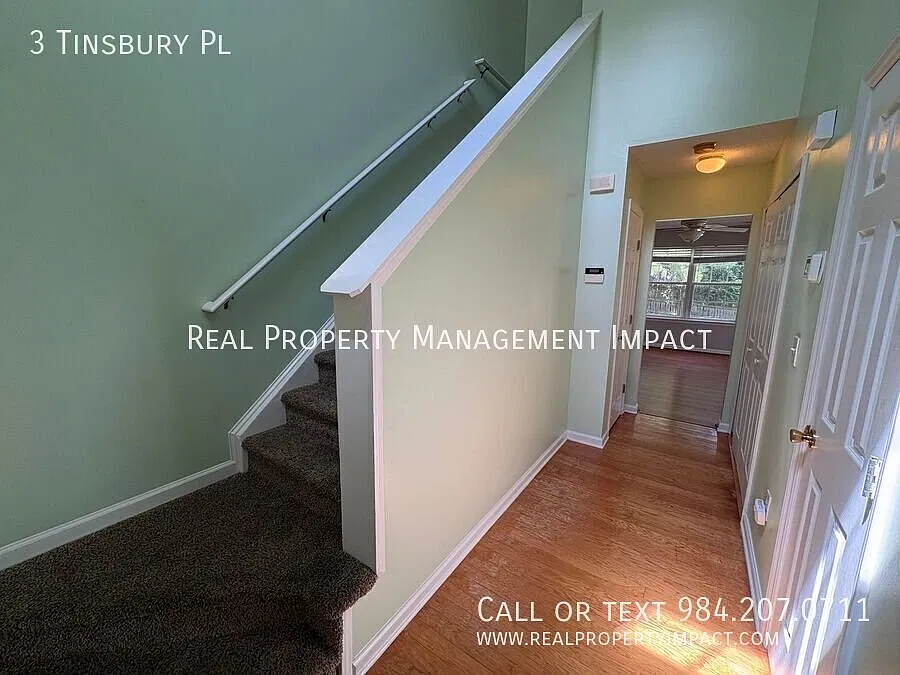 Move-In Special: 3-Bed, 2.5-Bath South Durham Home With Fenced Yard, Near Southpoint & I-40 — Photo 4