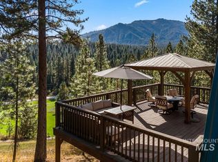 55 Rainbow Rdg, Garden Valley, ID 83622