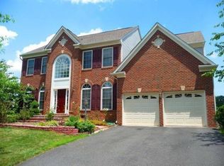 6089 Deer Ridge Trl, Springfield, VA 22150