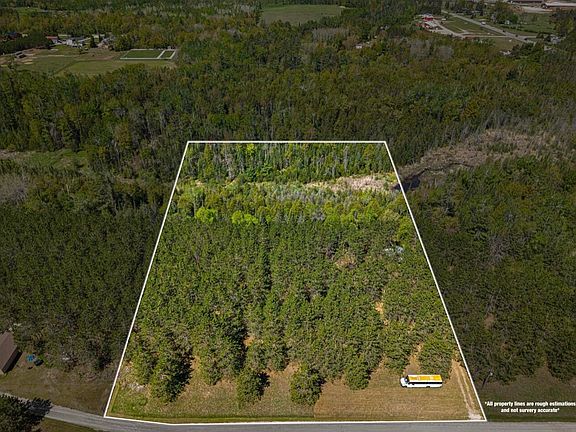 5th image of 1375 Lady Slipper Dr