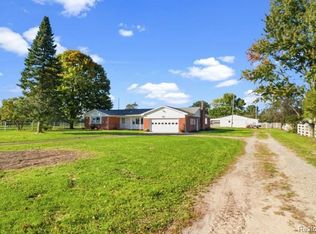 638 W Kalamo Hwy, Charlotte, MI 48813