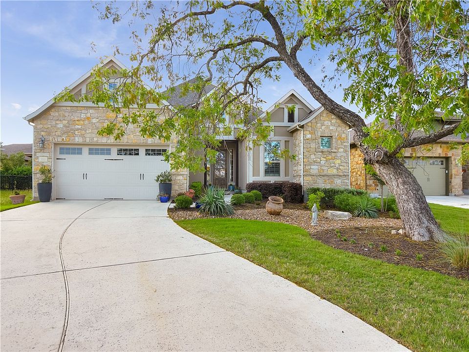 1st image of 353 Wellington Dr