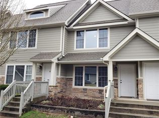 32 Rotunda Cir, Asheville, NC 28806