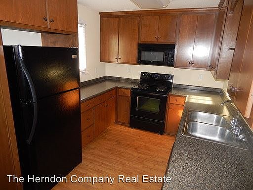 4th image of 5201 Greyfield Cir