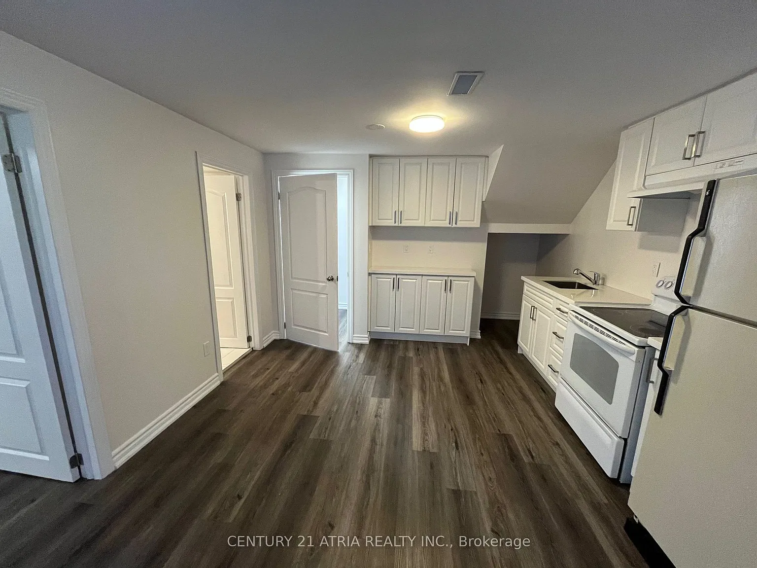 2 bed, $1,950 — Photo 2