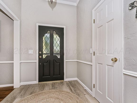 3rd image of 7703 Christina Ave