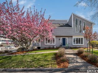 6 Leeway Drive, Westbrook, CT 06498