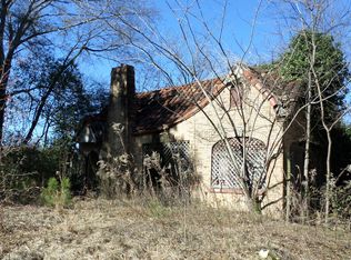 938 Raymond Rd, Jackson, MS 39204