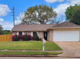 9322 Magnolia Ridge Dr, Houston, TX 77070