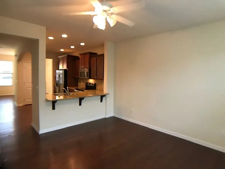 105 Mount Evans Dr — Photo 5