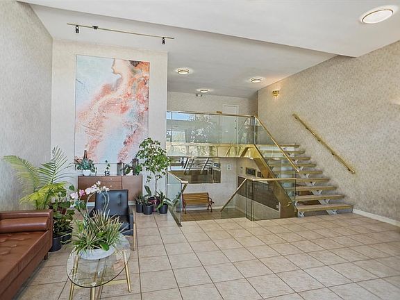 3rd image of 4915 Tyrone Ave APT 227