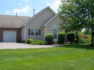 2305 Greystone Dr, Coraopolis, PA