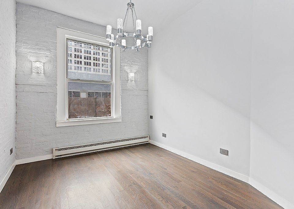 1st image of 111 E 29th St APT 4