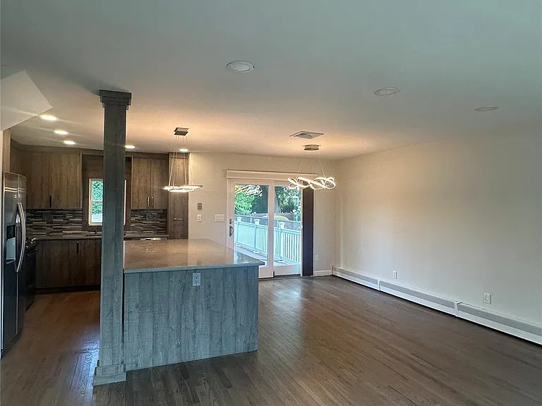 25 Cumberland Rd — Photo 5