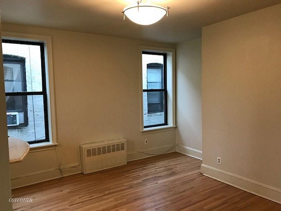 2nd image of 458 Prospect Pl APT 3R
