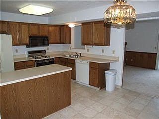 2nd image of 64 Chesapeake Cv #323