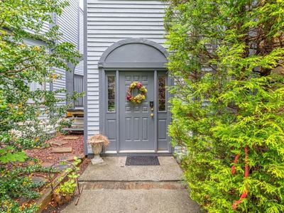 27 Delbarton Ct, Hackettstown, NJ, 07840