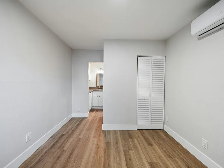 3167 Landis St #14 — Photo 2