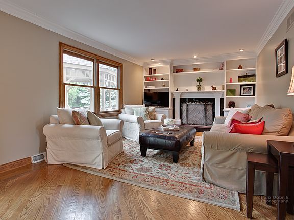 4th image of 1106 Dawes St