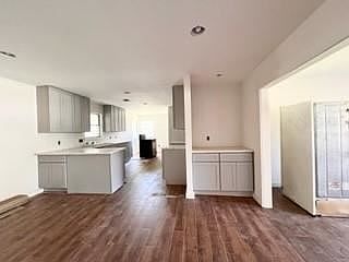 5th image of 5527 Stillbrooke Dr