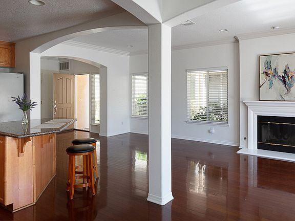 3rd image of 3808 Wyatt Way