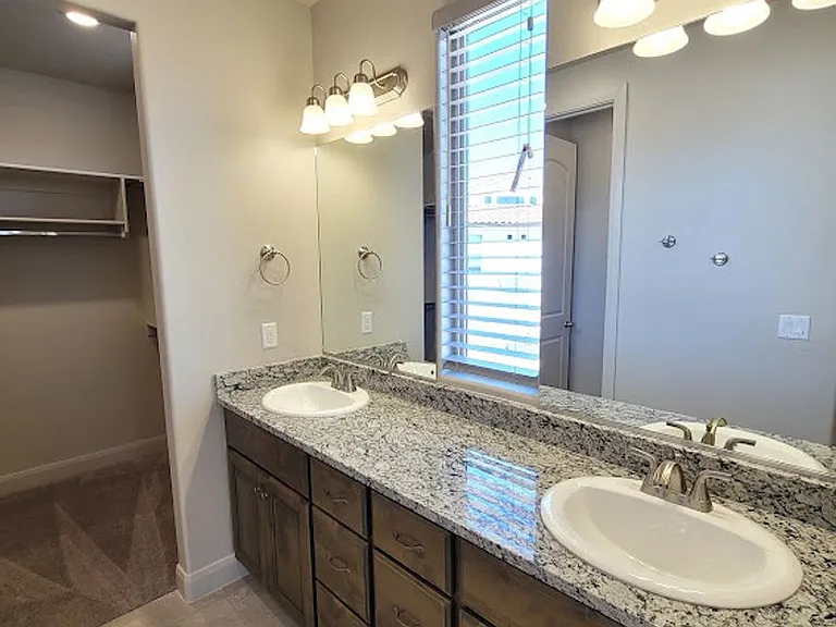 794 N Via Modelo Cir — Photo 21