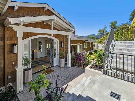 2nd image of 6 Live Oak Way