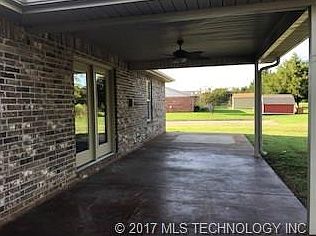 2nd image of 817 Redwood Dr