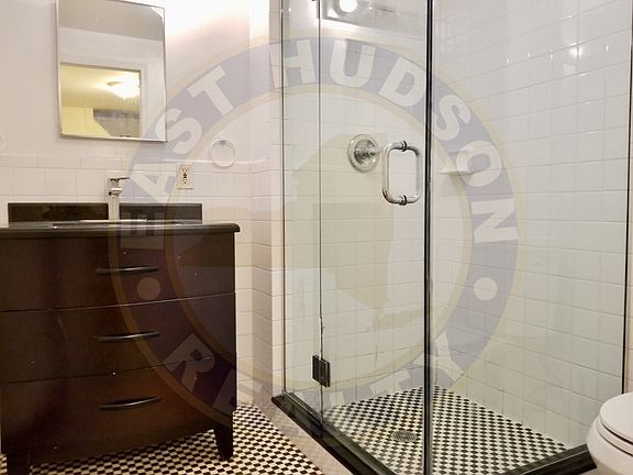 4th image of 2305 Astoria Blvd #1
